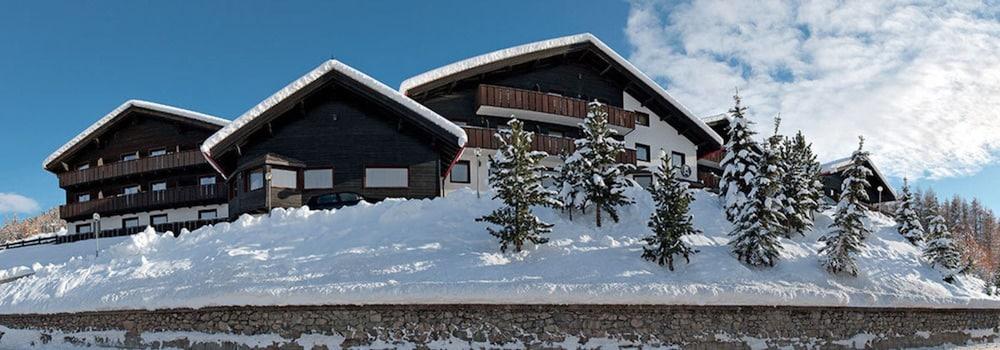 Alexander Charme Hotel Livigno Exteriör bild