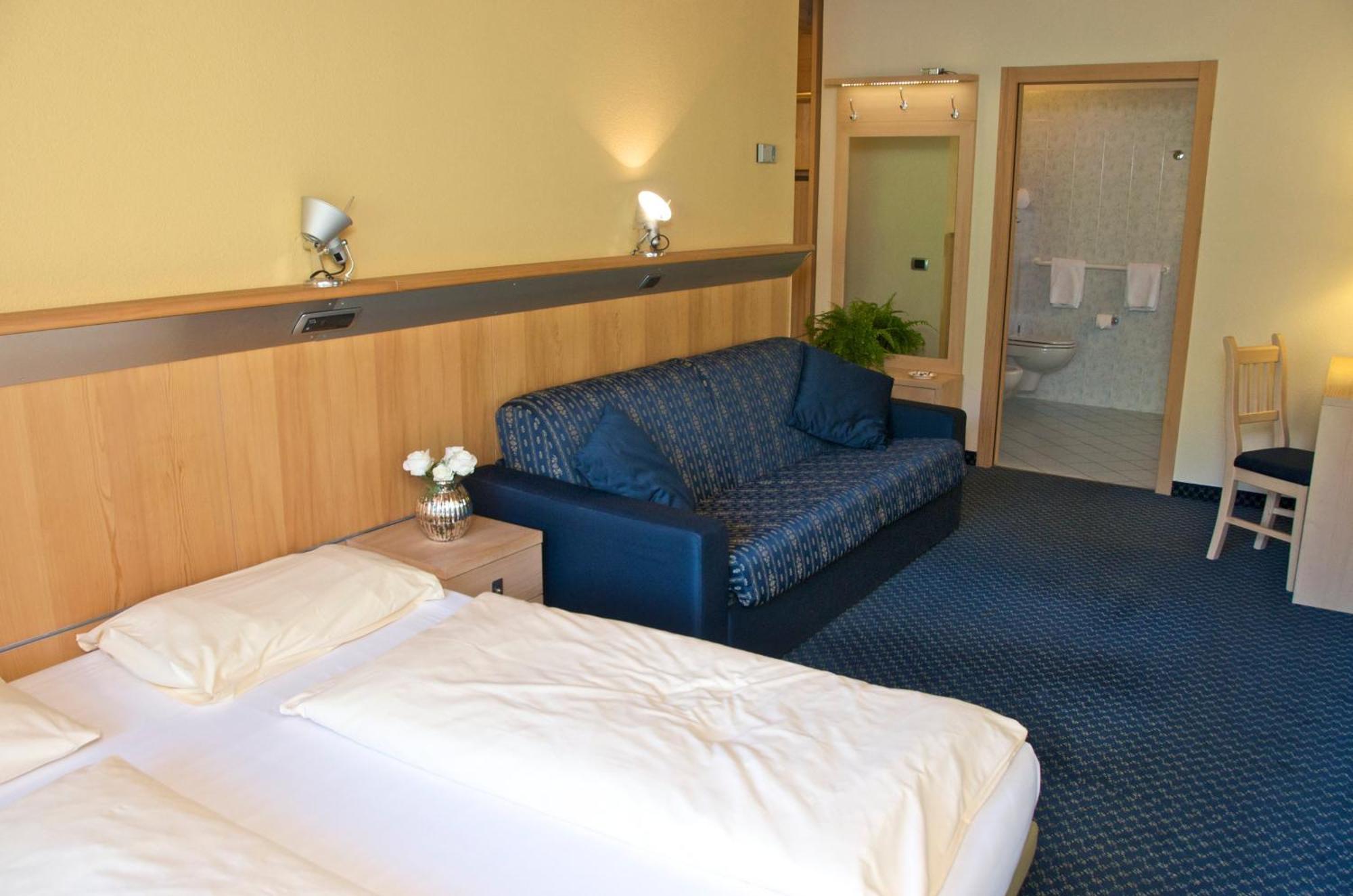 Alexander Charme Hotel Livigno Exteriör bild